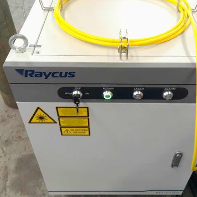 Fiber Laser Source Raycus 300w 500w 1000w 1500w 2000w Laserse